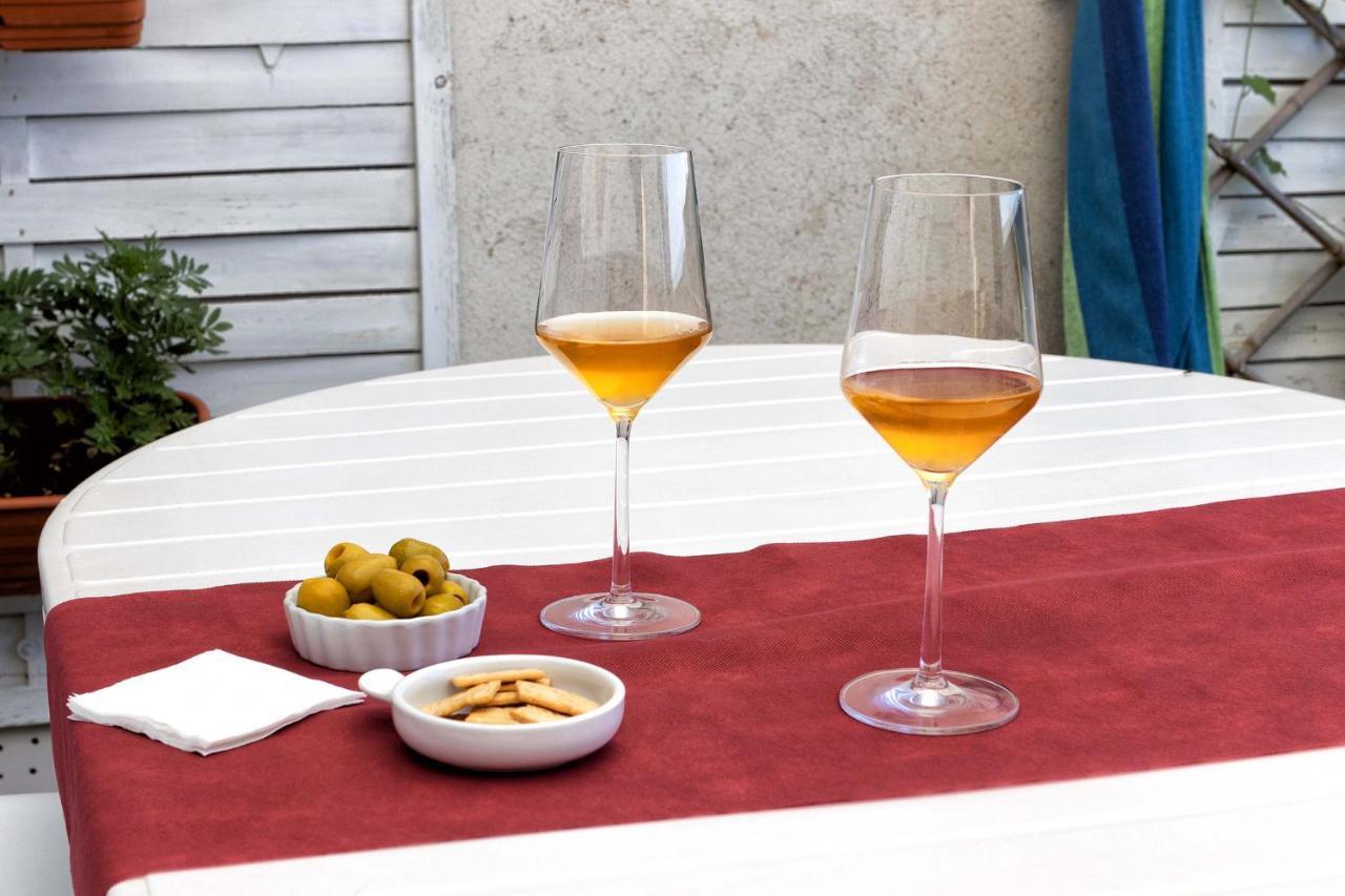 Castellanos de Villiquera Vinarius, Posada Rural מראה חיצוני תמונה