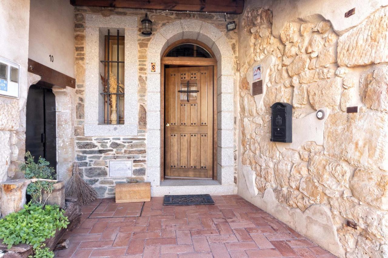 Castellanos de Villiquera Vinarius, Posada Rural מראה חיצוני תמונה